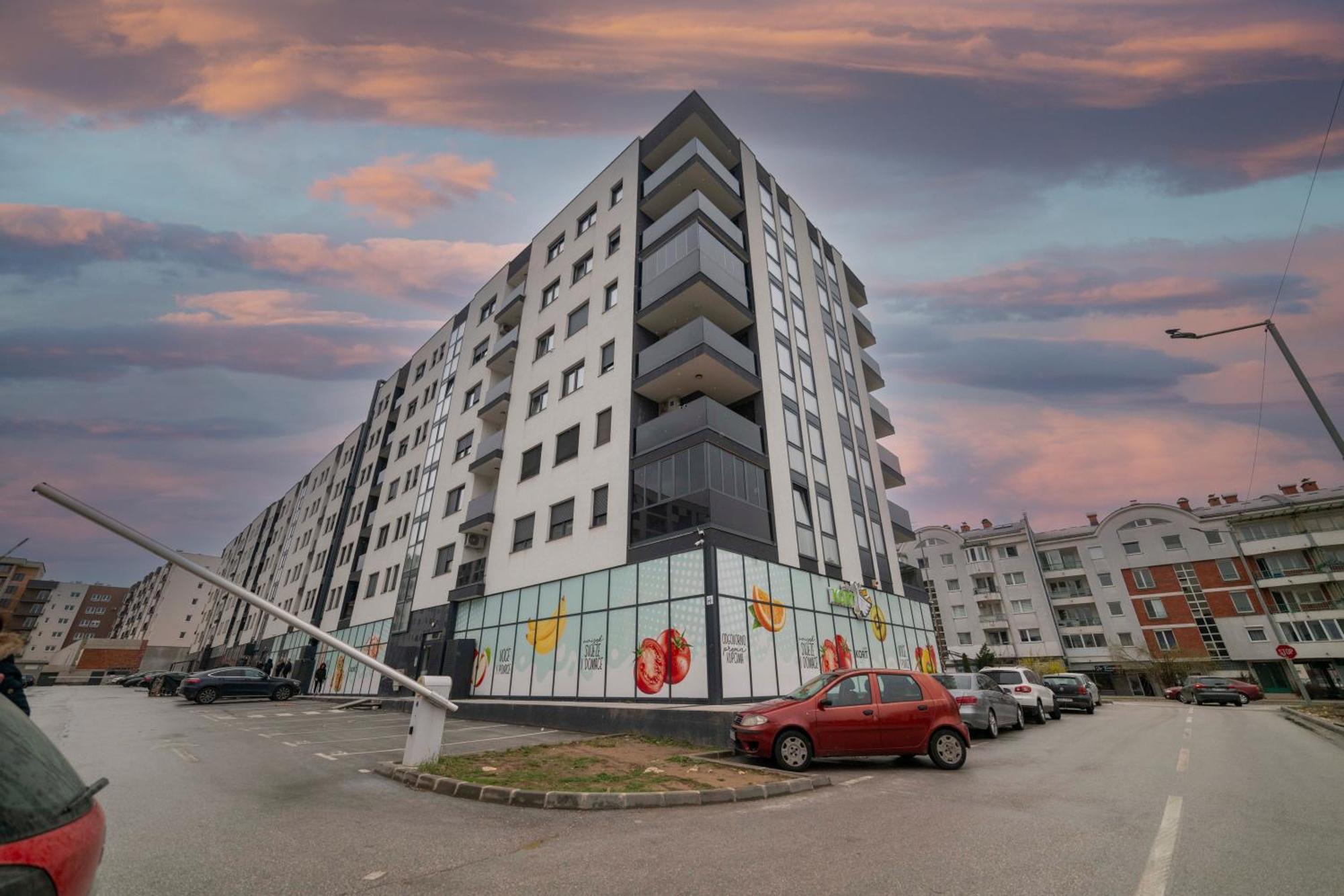 Apartment 5 Star Lukavica Exterior foto